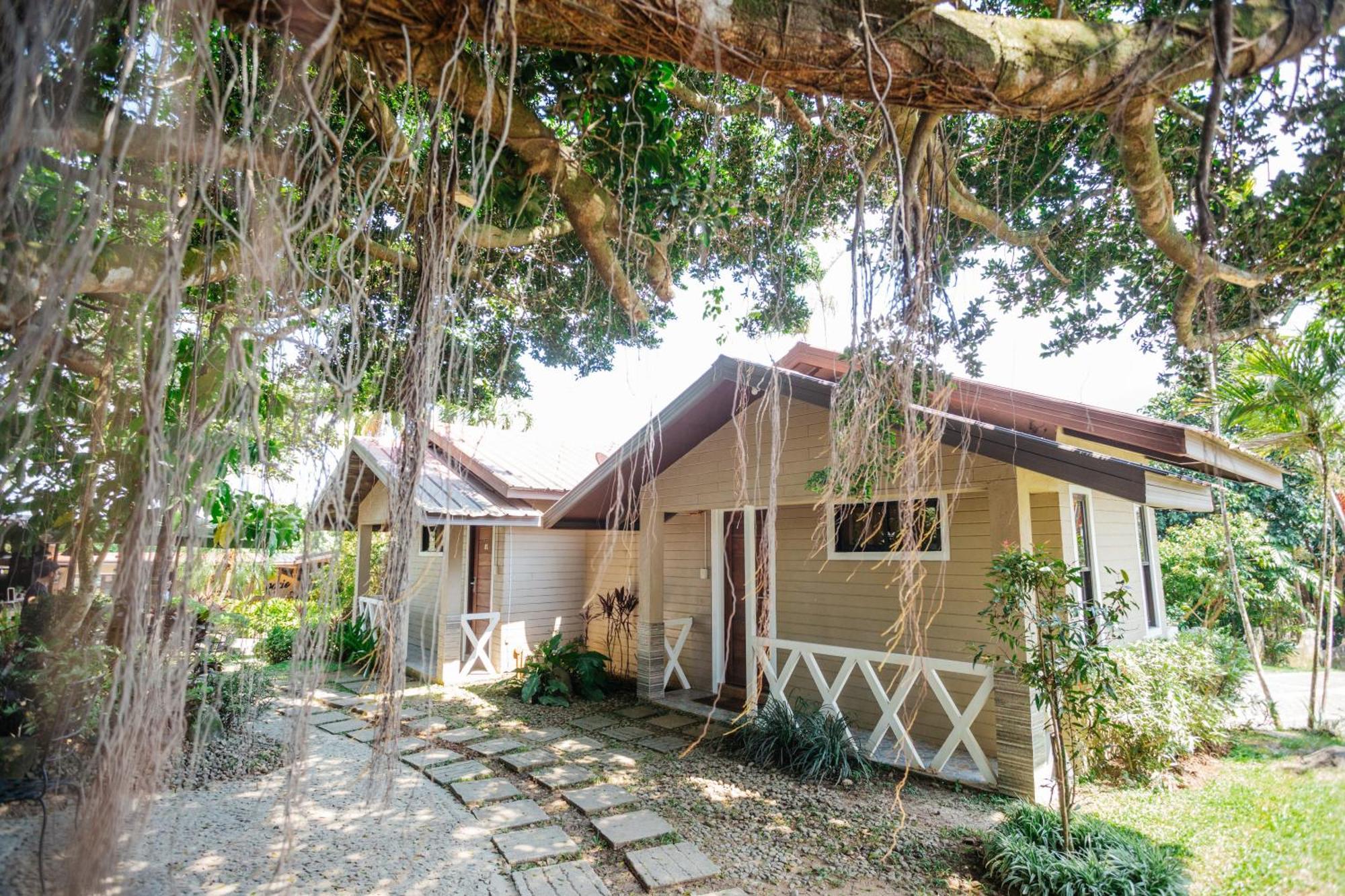 Spacio Caliraya Bed & Breakfast Lumban Eksteriør billede