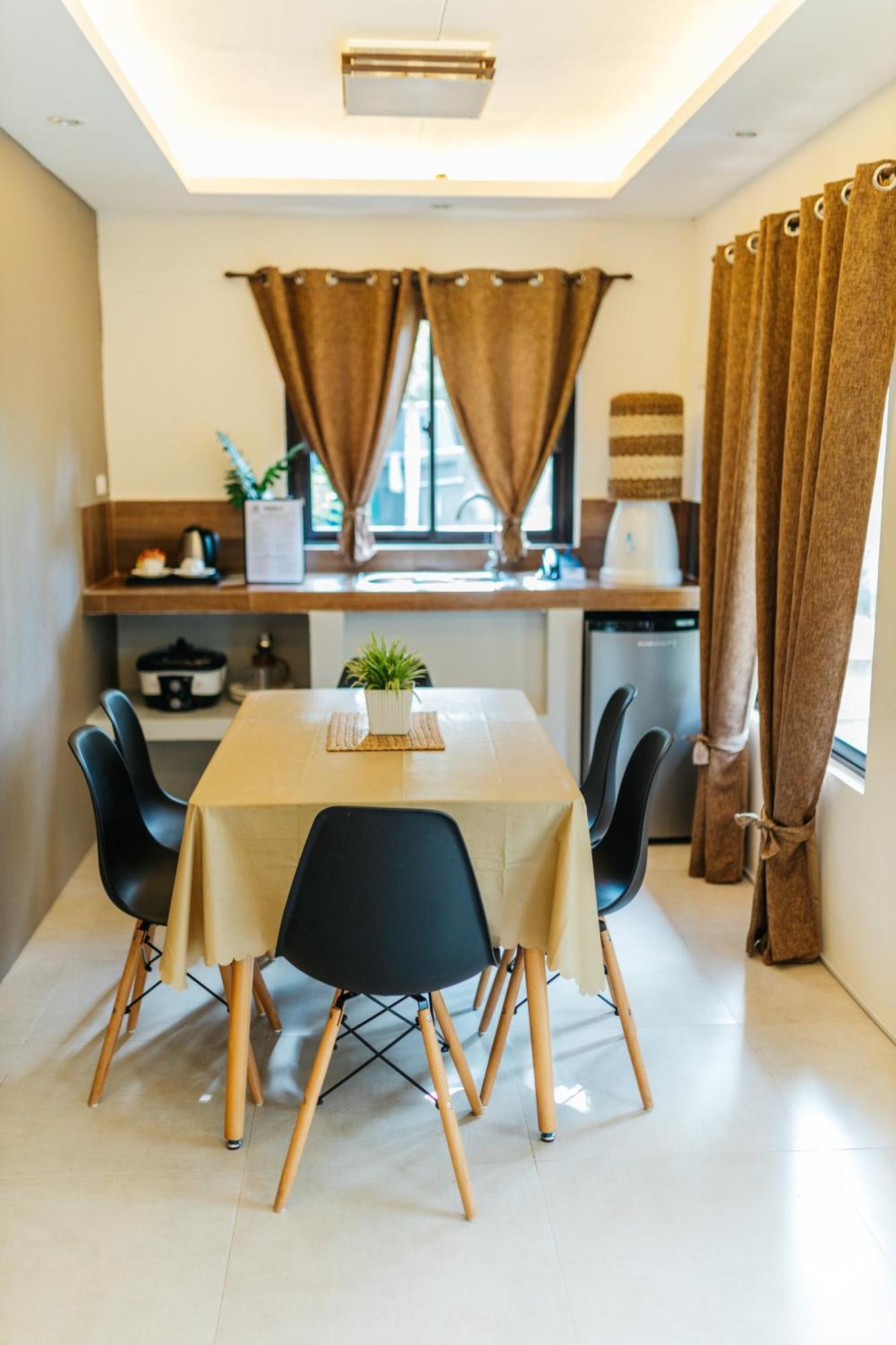Spacio Caliraya Bed & Breakfast Lumban Eksteriør billede