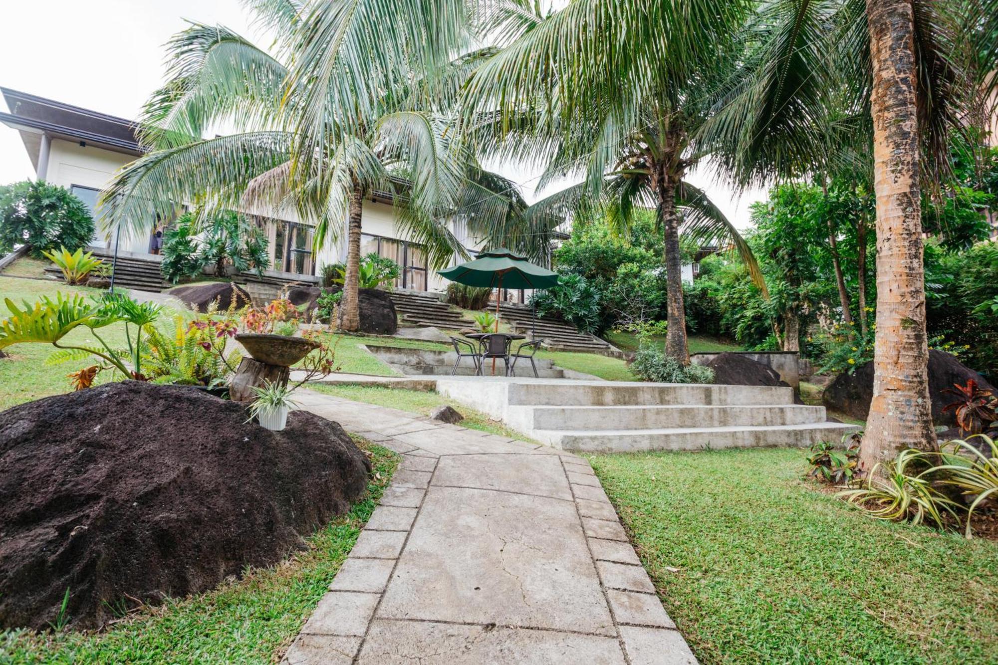Spacio Caliraya Bed & Breakfast Lumban Eksteriør billede