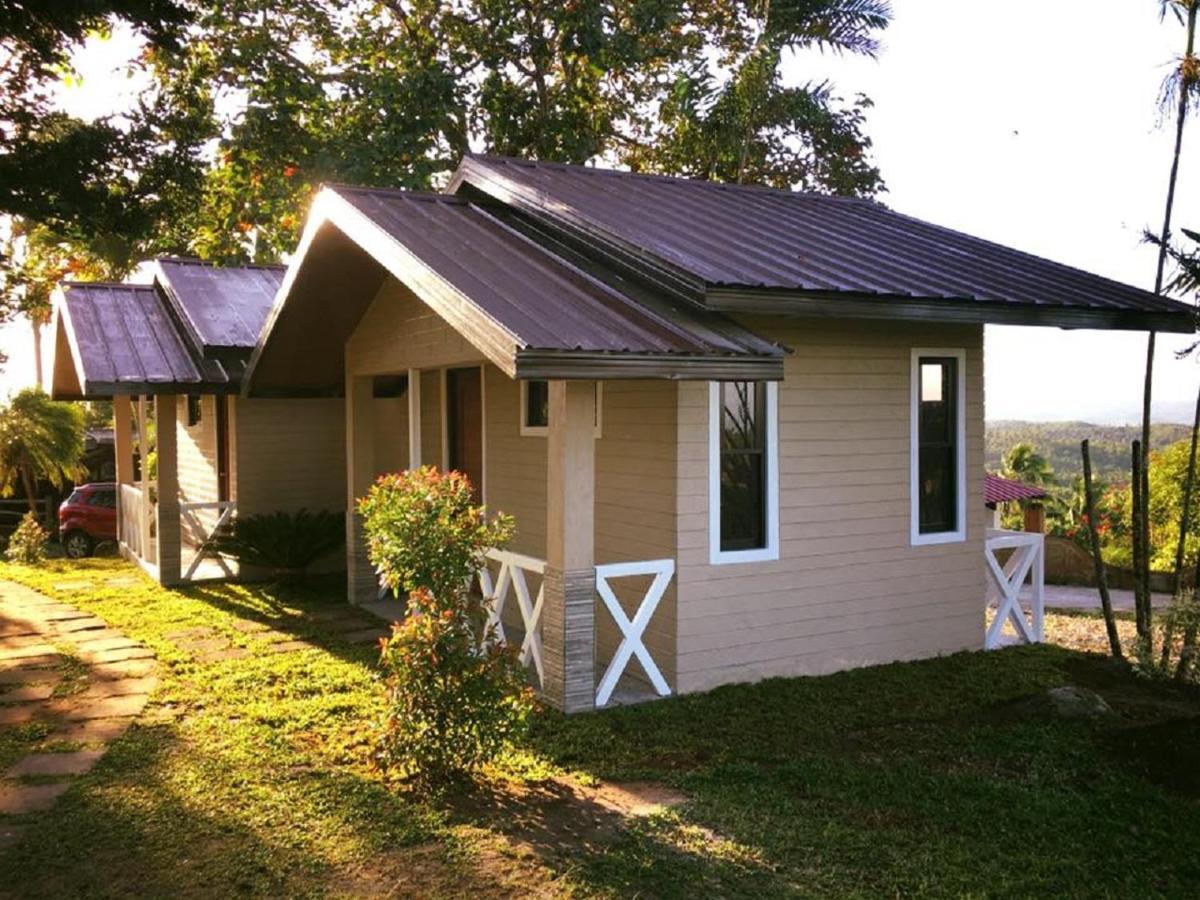 Spacio Caliraya Bed & Breakfast Lumban Eksteriør billede